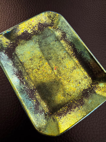 Dark Particles Magnetic Tray